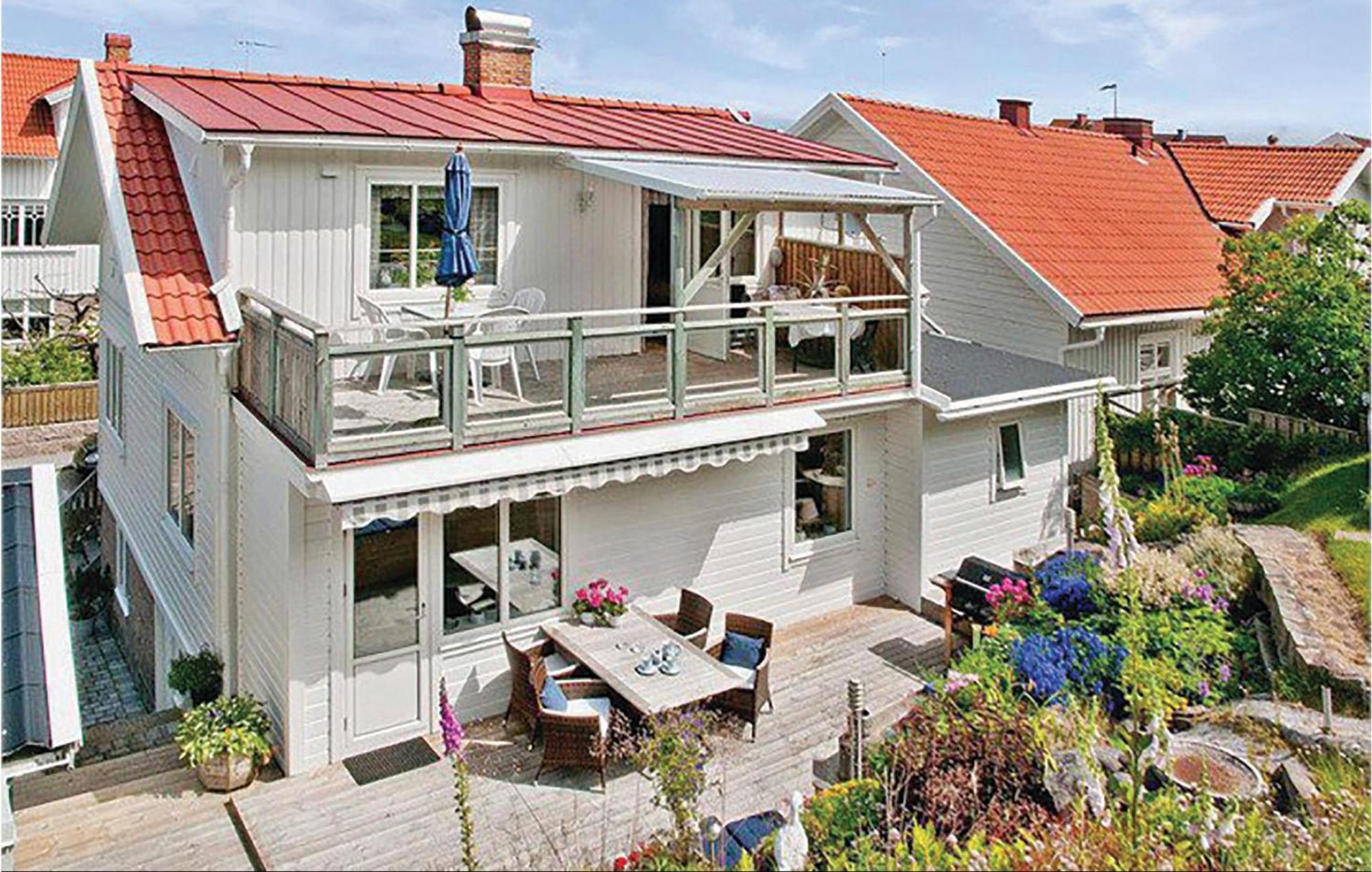 3 Bedroom Beautiful Apartment In Kungshamn Exterior foto